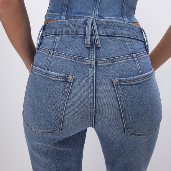 NWT Good American Good Icon Straight Jeans (2) - Picture 5 of 9